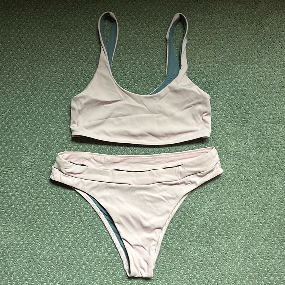 Joyln Eryn Krouse Bikini Set L bottom, M top